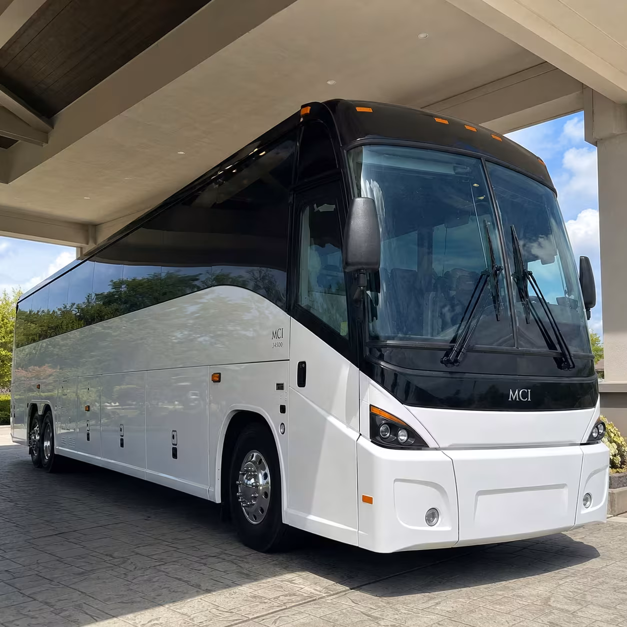 long term employee shuttle bus rentals for chino hills employers